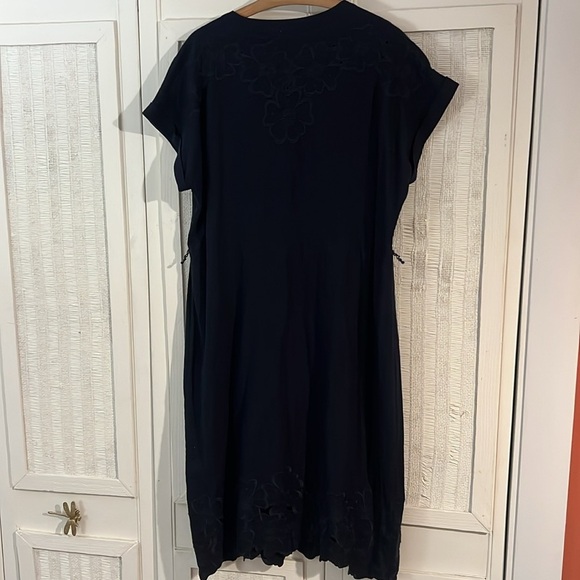 NWOT Elie Tahari Embroidered Dress Navy size L - Picture 7 of 8